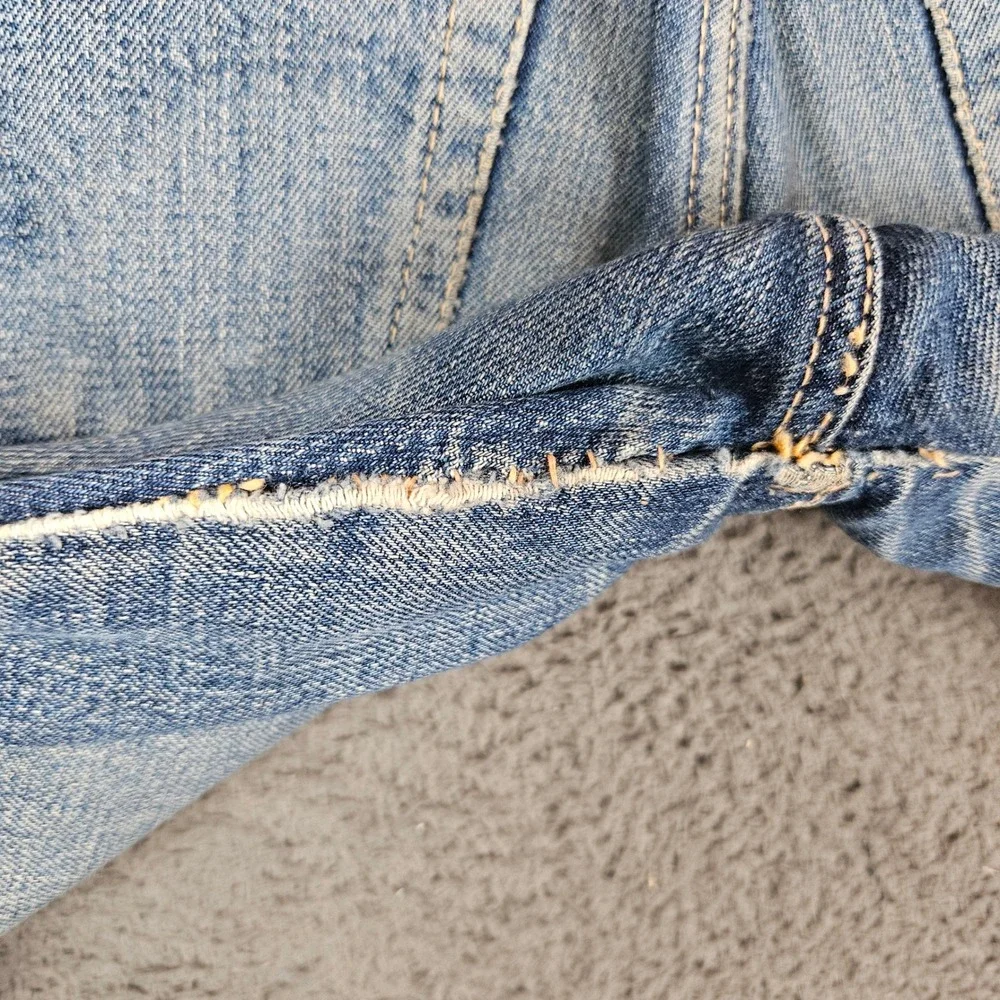 Levis brand levi